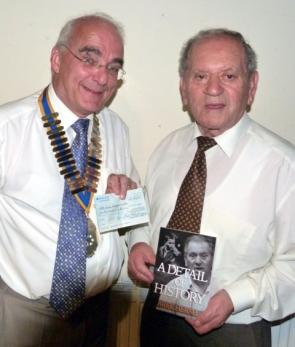 President William Smith with Arek Hersh 25 Aug 2011
