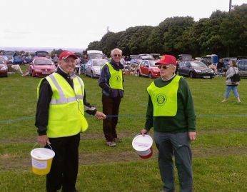 Ray Preston, Richard Edge and Guy Cliff in action at our car boot sale - August 2009